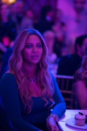 Beyoncé, magnifique à éblouie la salle dès son arrivée