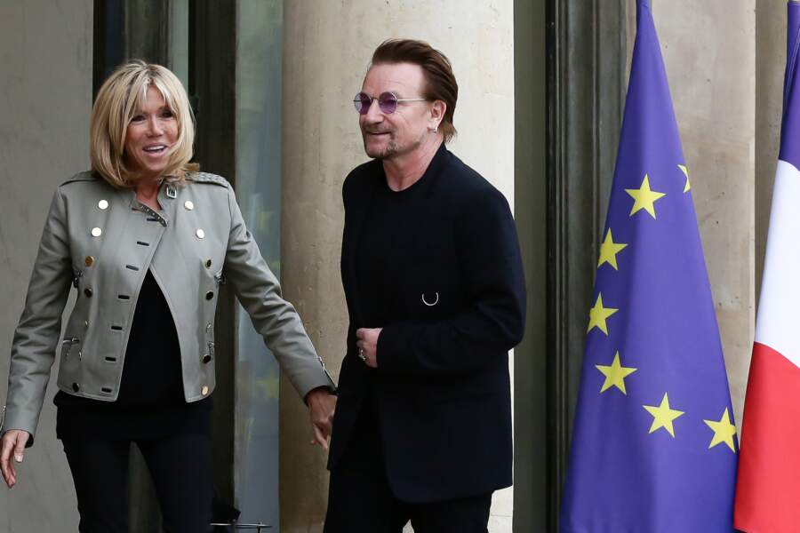 Brigitte Macron et Bono à l'Elysée le 24 juillet 2017