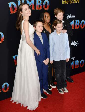 La tribu d'Angelina Jolie garde tout de même son âme d'enfant, puisqu'ils étaient à la première du prochain Disney