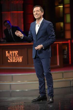 Gad Elmaleh sur le plateau du "Late Show with Stephen Colbert" sur CBS, le 15 décembre 2016