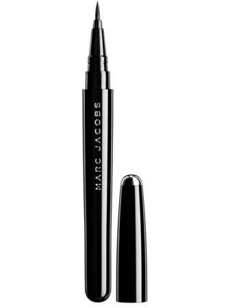 Un liner stylo pour des make-up "calligraphies"