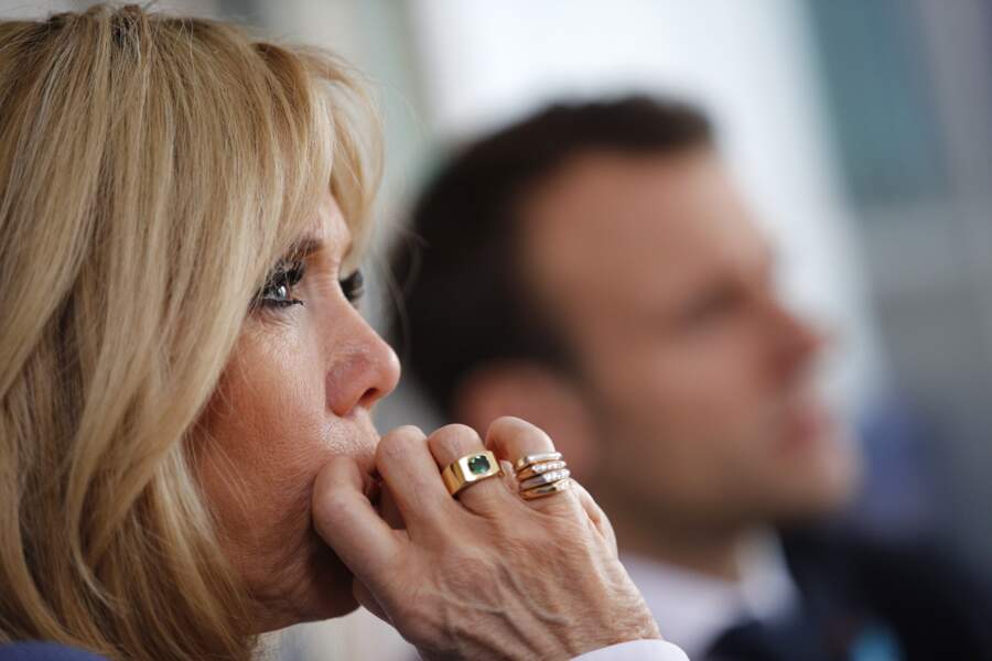 Brigitte Macron en a fait son mantra : “Moi avec les rides, lui avec sa fraîcheur”