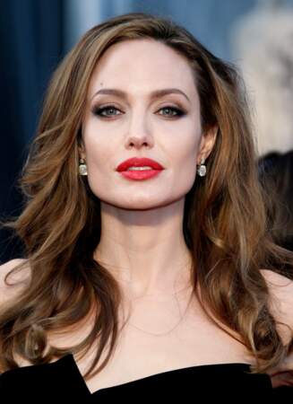 Pour Angelina Jolie