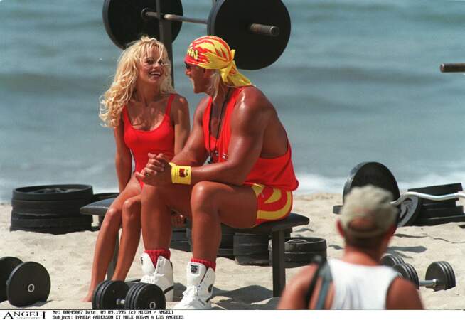 Pamela Anderson avec Hulk Hogan sur le tournage d'Alerte à Malibu