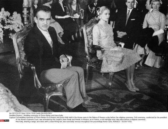 17 avril 1956, dans la salle du trône, Grace Kelly devient Grace de Monaco