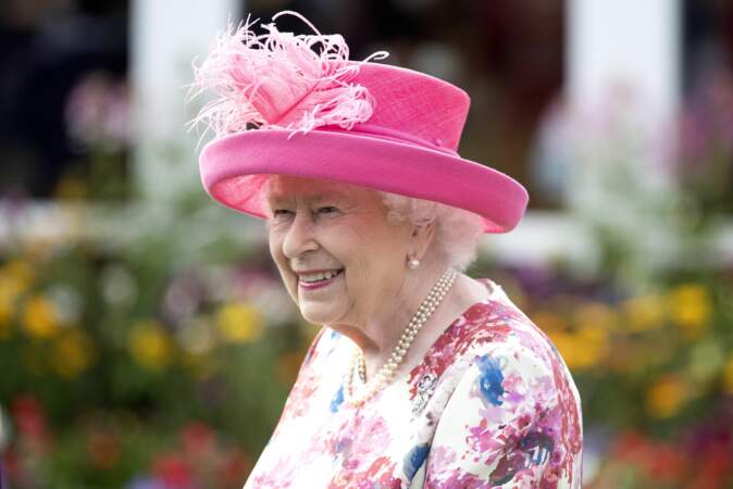 Radieuse, Elizabeth II s'est déplacée à Edimbourg, ce 4 juillet 2018, pour une garden party