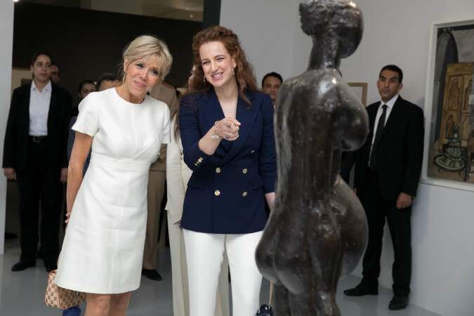 Brigitte Macron visite l'expo Picasso avec Lalla Salma : belle complicité entre les deux femmes