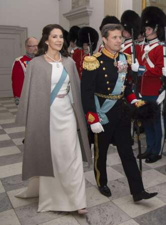 Manteau Josef et robe Birgit Hellstein pour la princesse héritière