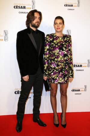 Charlotte Casiraghi et Dimitri Rassam prennent la pose aux Césars 2018. Le baby bump n'est pas encore là...