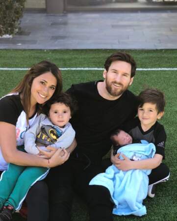 La famille Messi s'est agrandie avec l'arrivée de Ciro, le troisième fils du couple, après Thiago et Mateo