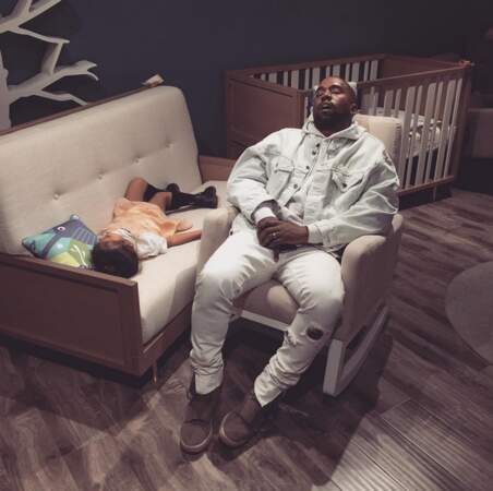 Kanye West s'est calé sur les heures de sieste de North