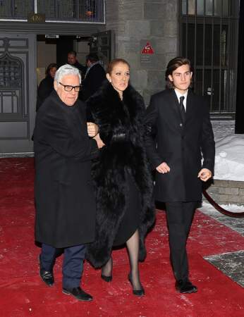Céline Dion, entourée de son frère Michel et de René-Charles, la veille des funérailles de René Angélil, en 2016 