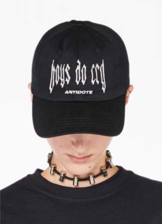 La collection Boys Do Cry de Antidote propose une casquette mixte logotée, objet de désir !