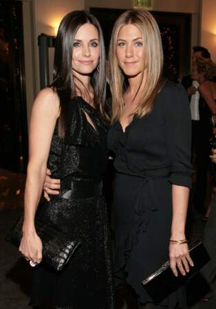 Courteney Cox et Jennifer Aniston lors d'une soirée en 2008