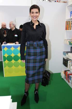 Cristina Cordula joue le carreau version jupe lors du salon du livre de Paris. On adore !
