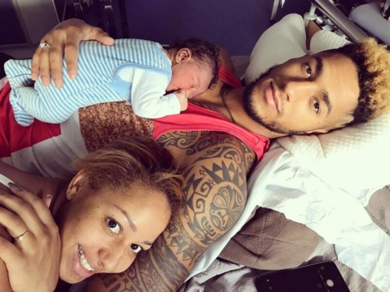 Les boxeurs Tony Yoka et Estelle Mossely avec leur petit Ali, né le 3 août dernier