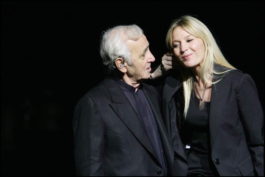 Charles Aznavour avec sa fille Katia, au Palais des Congrès.