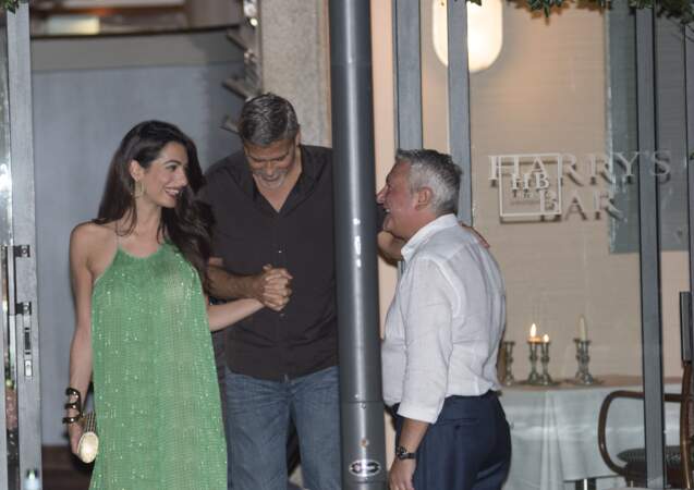 Amal et George Clooney, heureux et jeunes parents de jumeaux s'offrent un diner en tête-à-tête