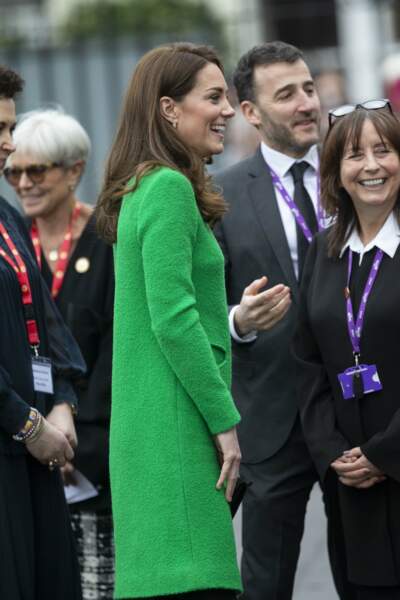 Kate Middleton affiche sa ligne parfaite dans sa nouvelle robe Eponyne London