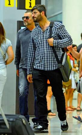 Juillet 2012: George et Fadi, nouveaux amants de la jet-set, débarquent à Barcelone, en Espagne.