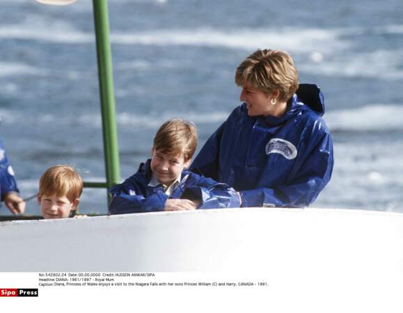 Diana, William et Harry en voyage au Canada en 1991