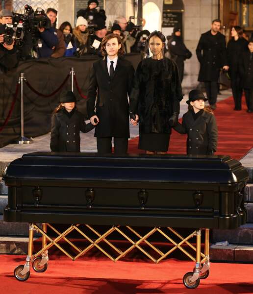 Céline Dion, René-Charles, Nelson et Eddy Angélil aux obsèques de René Angélil à Montréal, le 22 janvier 2016