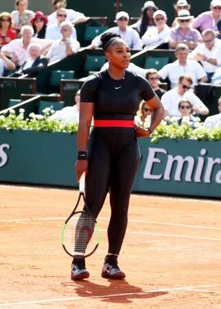Serena Williams dans sa combinaison "Catwoman" à Roland Garros le 29 mai 2018