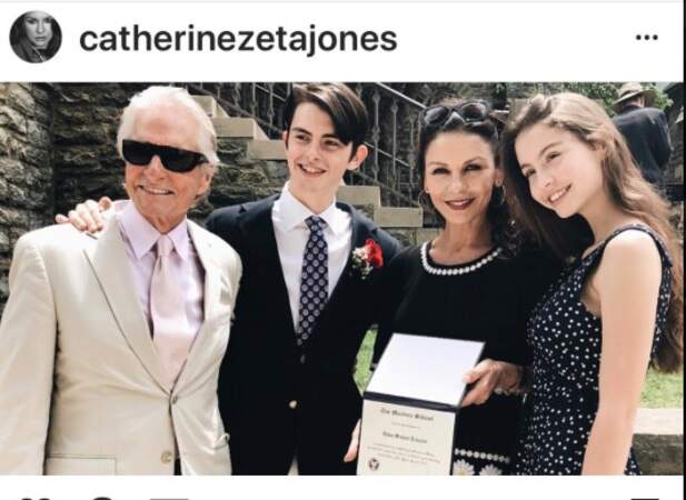 Michael Douglas, Catherine Zeta-Jones et leurs 2 enfants