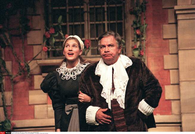 1995 Michel Galabru joue avec sa fille Emmanuelle dans l'Ecole des femmes