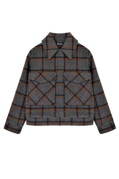 Cropped, veste courte à carreaux larges, 290 € (Eple & Melk).