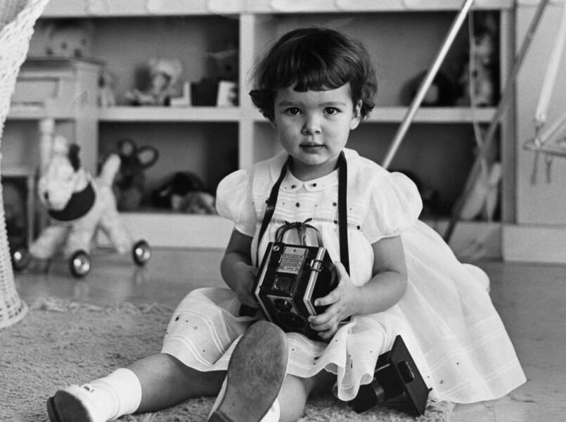 Caroline de Monaco, photographiée le jour de son deuxième anniversaire, le 23 janvier 1959