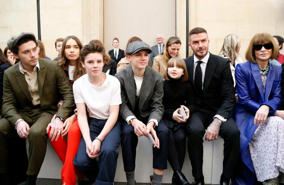 David Beckham assiste avec ses enfants au défilé de la collection Automne-Hiver 2019 de Victoria Beckham, à Londres