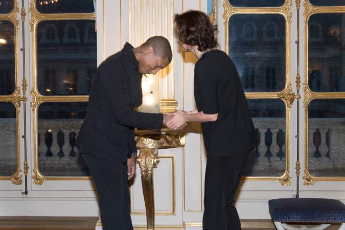 Pharrell Williams était à Paris pour recevoir sa médaille. 