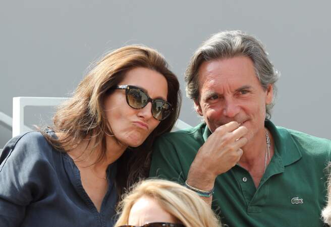 Anne-Claire Coudray et son mari Nicolas Vix, amoureux et intimes, à Roland Garros, le 3 juin 2019.