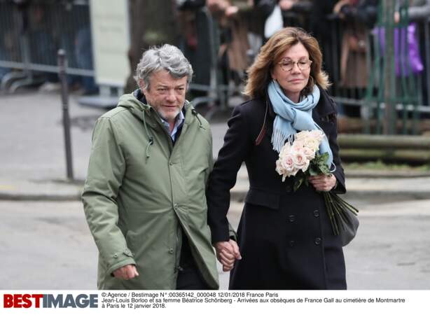 Jean-Louis Borloo et sa femme Béatrice Schönberg aux obsèques de France Gall au cimetière de Montmartre à Paris