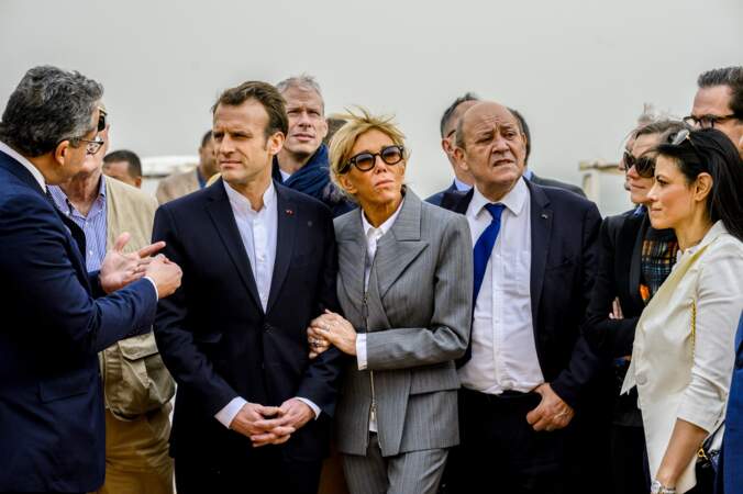 Brigitte Macron et Emmanuel Macron, très complices en visite au temple d'Abou Simbel au Caire dimanche 27 janvier