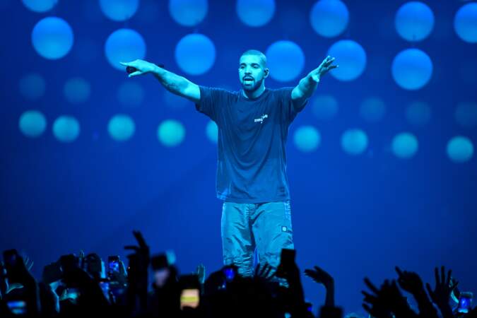 Drake est en 4e position dans le classement Forbes avec un salaire annuel de 94 millions de dollars