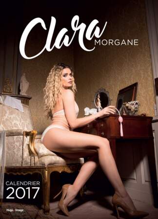 Clara Morgane, la couverture de son calendrier 2017