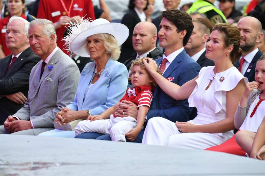 Hadrien, le fils de Justin Trudeau, très mignon avec ses boucles blondes et son nœud papillon