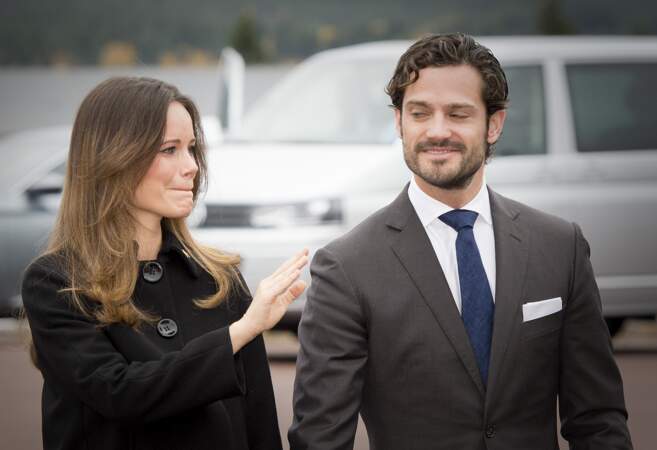 La princesse Sofia très émue lors de son retour dans sa ville natale accompagnée de Carl Philip, le 6 octobre 2015