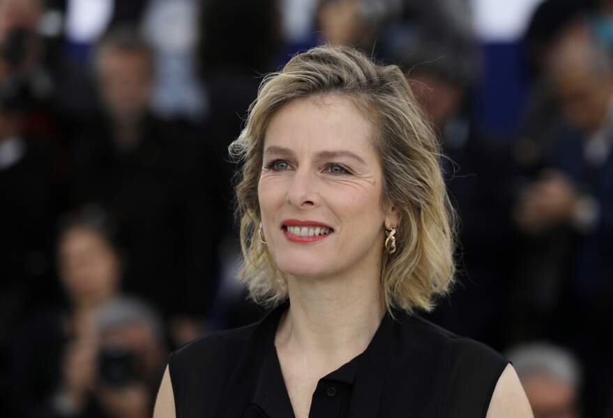 Karin Viard (53 ans), lors du photocall du film "Les Chatouilles", à Cannes en 2018