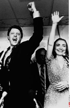 Ils célèbrent la victoire de Bill aux primaires démocrates d'Arkansas en 1982 