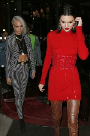 Kendall Jenner et Cara Delevingne sont de sortie à Paris