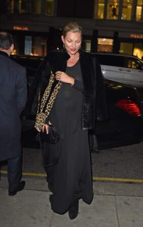 Kate Moss quitte le restaurant Sumosan Twiga à Londres