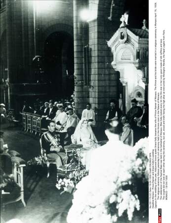 17 avril 1956, Grace Kelly et le prince Rainier célèbrent leur mariage civil