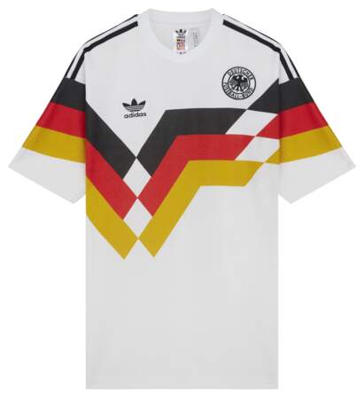 Maillots de Coupe du Monde 1980 et 1990, Adidas Originals Retro Football x Asos, à partir de 46,99 € (asos.fr).