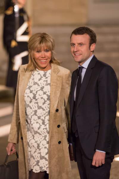 Emmanuel et Brigitte Macron lors d'un dîner en l'honneur du roi Willem-Alexander des Pays-Bas le 10 mars 2016