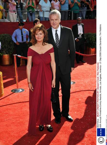 Susan Sarandon et Tim Robbins assistent à la cérémonie des Emmy Awards en 2008
