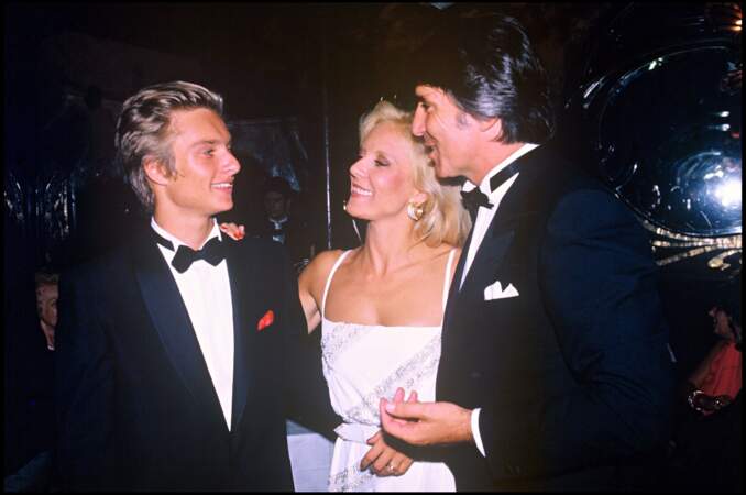David Hallyday, Sylvie Vartan et Tony Scotti lors de la soirée pour les 20 ans de carrière de Sylvie en 1984