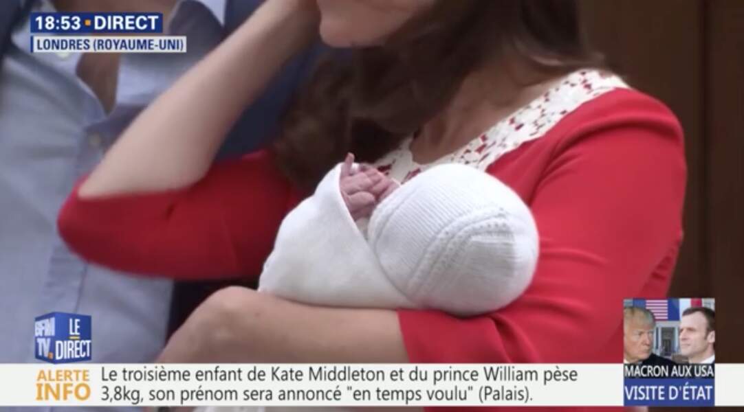 Kate Middleton et William d'Angleterre présentent leur troisième bébé au public le 23 avril